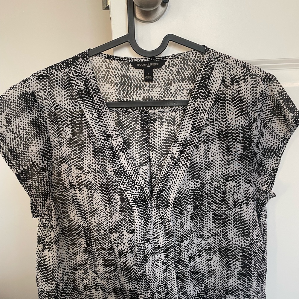 Chico's Black and White Women's Top